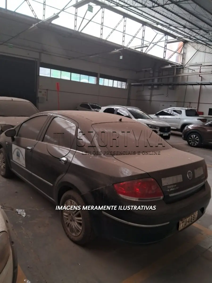 LOTE 002 - FIAT/LINEA ESSENCE DUAL - PLACA: ITU4881