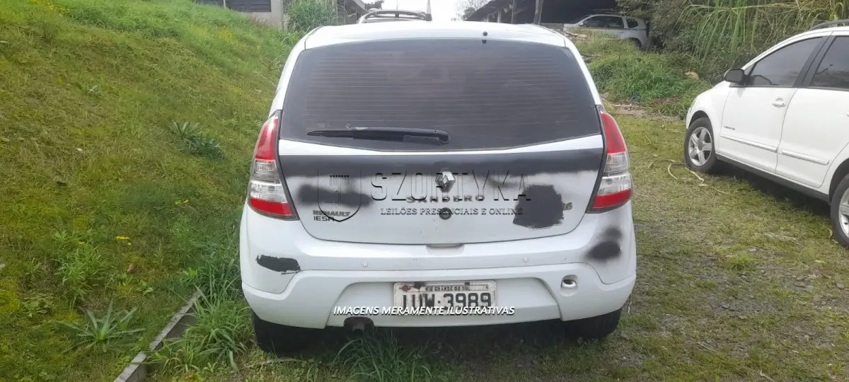 LOTE 030 - RENAULT/SANDERO EXP 16HP - PLACA: IUW3989