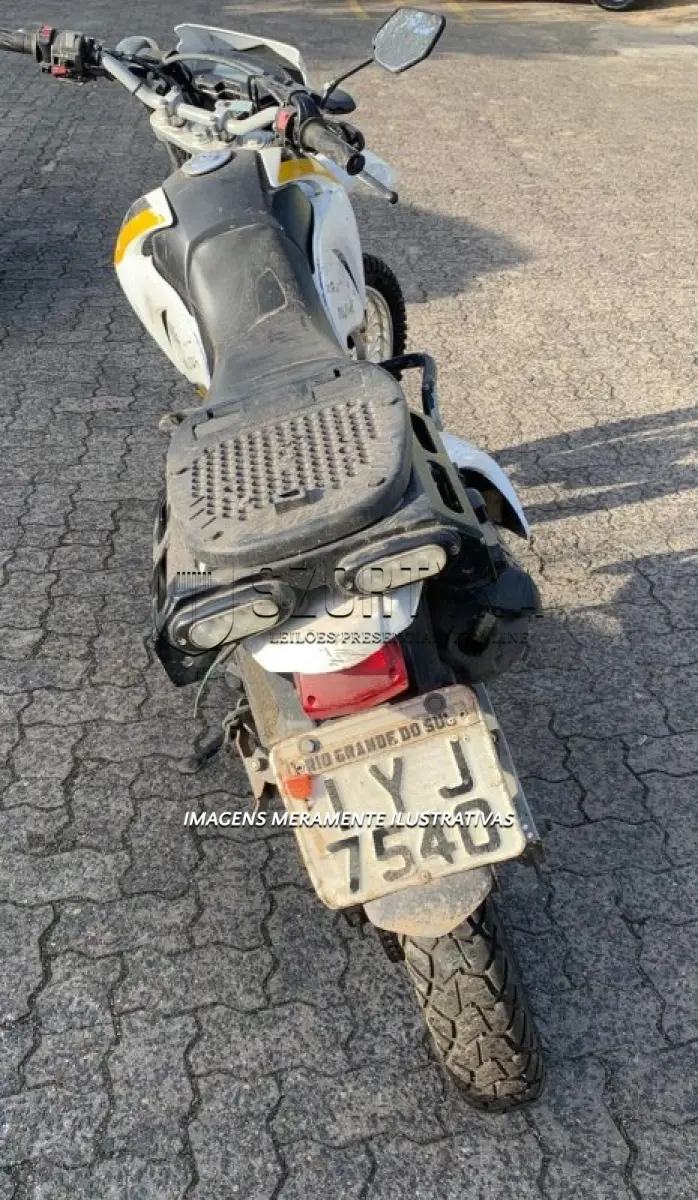 LOTE 002 - YAMAHA/XTZ 250 LANDER - PLACA: IYJ7540