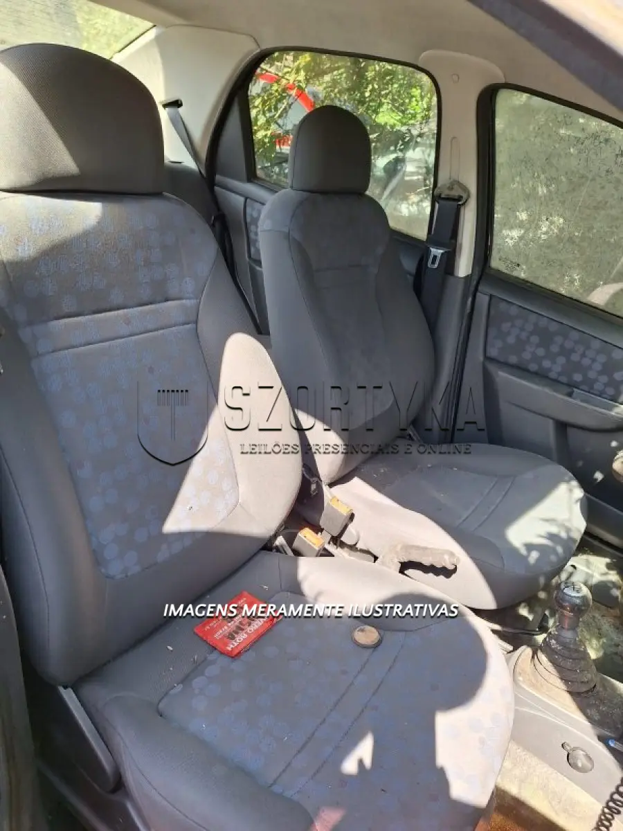 LOTE 005 - GM/PRISMA JOY - PLACA: IQI9787