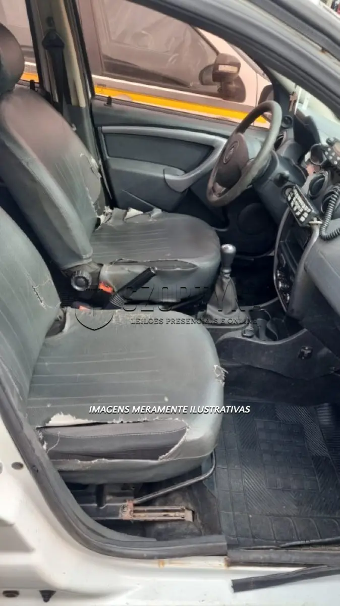 LOTE 039 - RENAULT/DUSTER 16 E 4X2 - PLACA: IUW5770