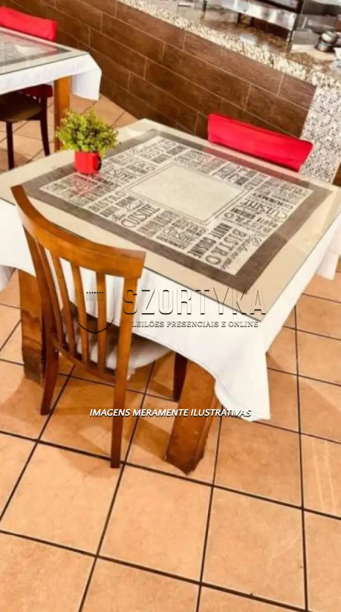 LOTE 010 - Bens diversos para restaurante, lancheria e bar