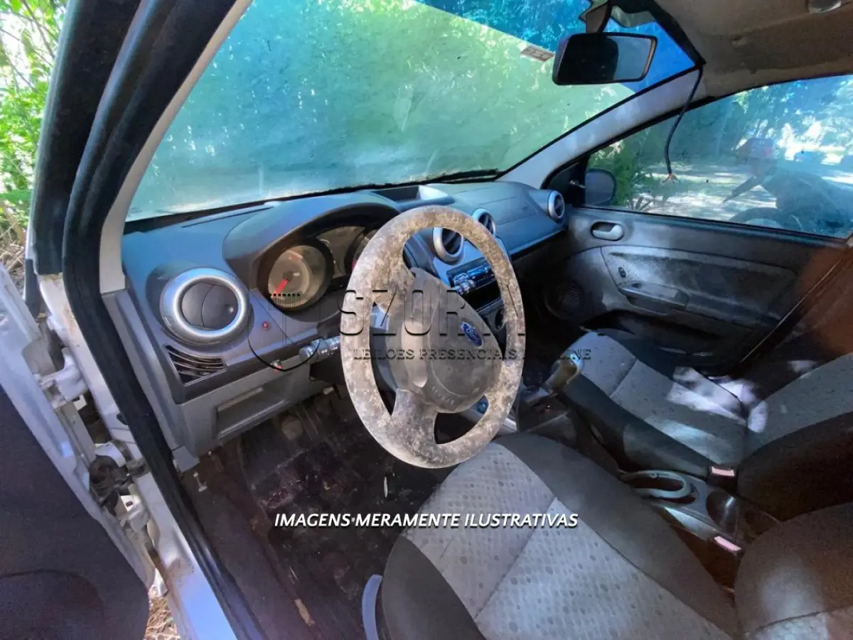 LOTE 003 - FORD/FIESTA 1.6 FLEX - PLACA: IUP5046