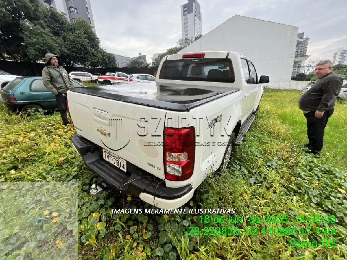 LOTE 040 - CHEVROLET/S10 LT DD4 - PLACA: IVF7814