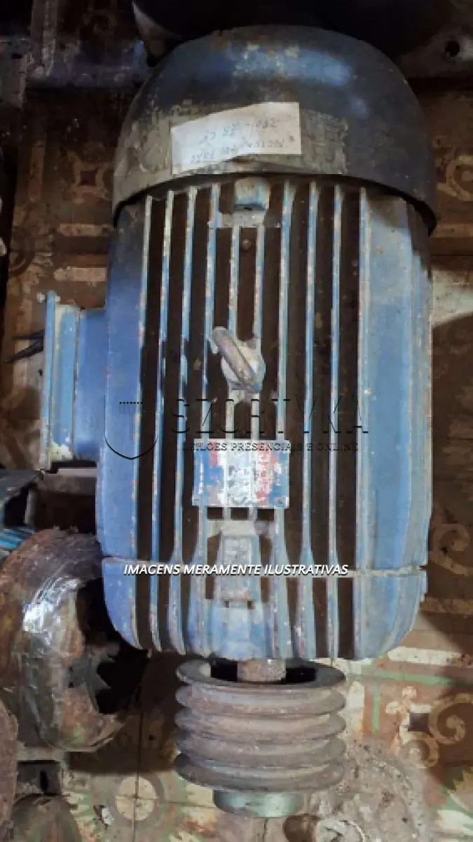 LOTE 002 - Um motor elétrico trifásico 25W, 380V, marca Weg, usado