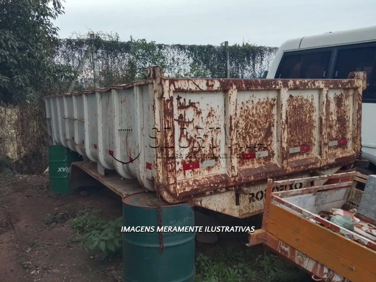 LOTE 022 - CAÇAMBA RODOEIXO, COM CAPACIDADE PARA 10M³