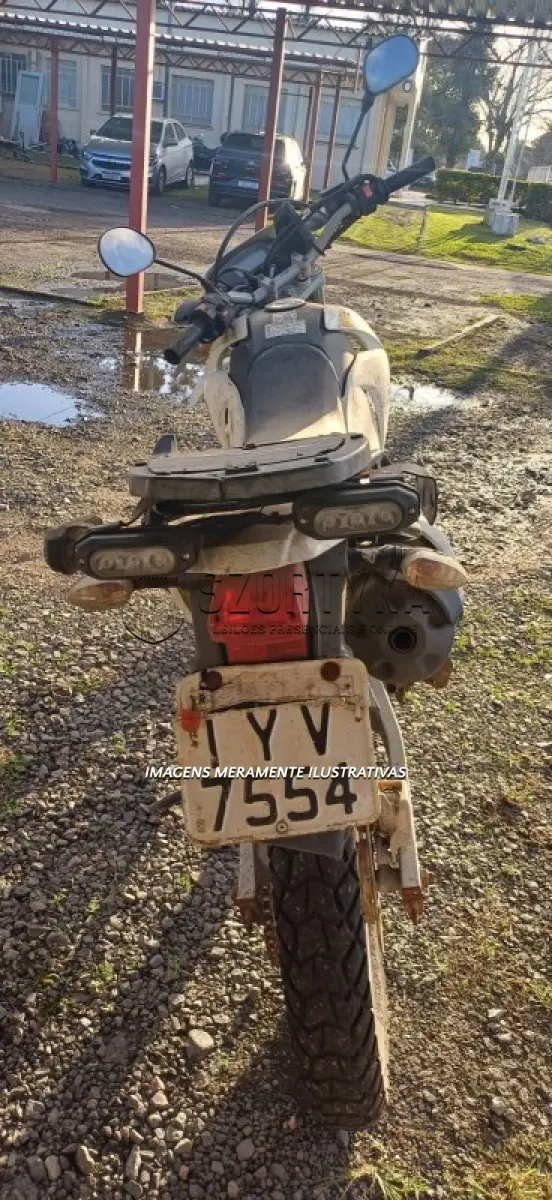 LOTE 023 - YAMAHA/XTZ 250 LANDER - PLACA: IYV7554