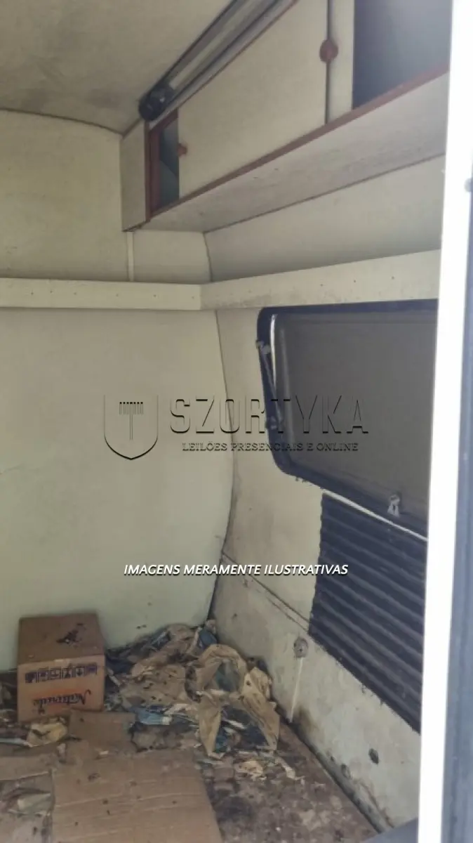 LOTE 038 - REBOQUE/KARMANN C.KC 520 - PLACA: IBF1831