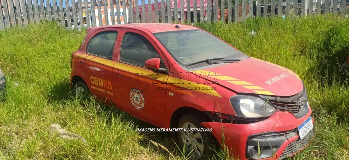 LOTE 006 - TOYOTA/ETIOS HB X VSC MT - PLACA: IZC2D55
