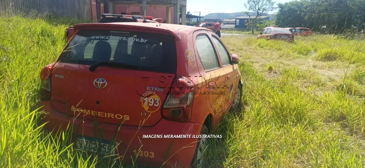 LOTE 006 - TOYOTA/ETIOS HB X VSC MT - PLACA: IZC2D55