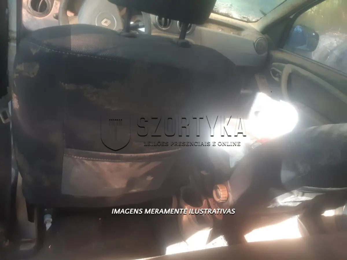 LOTE 009 - RENAULT/DUSTER 20 D 4X4 - PLACA: IUV5991
