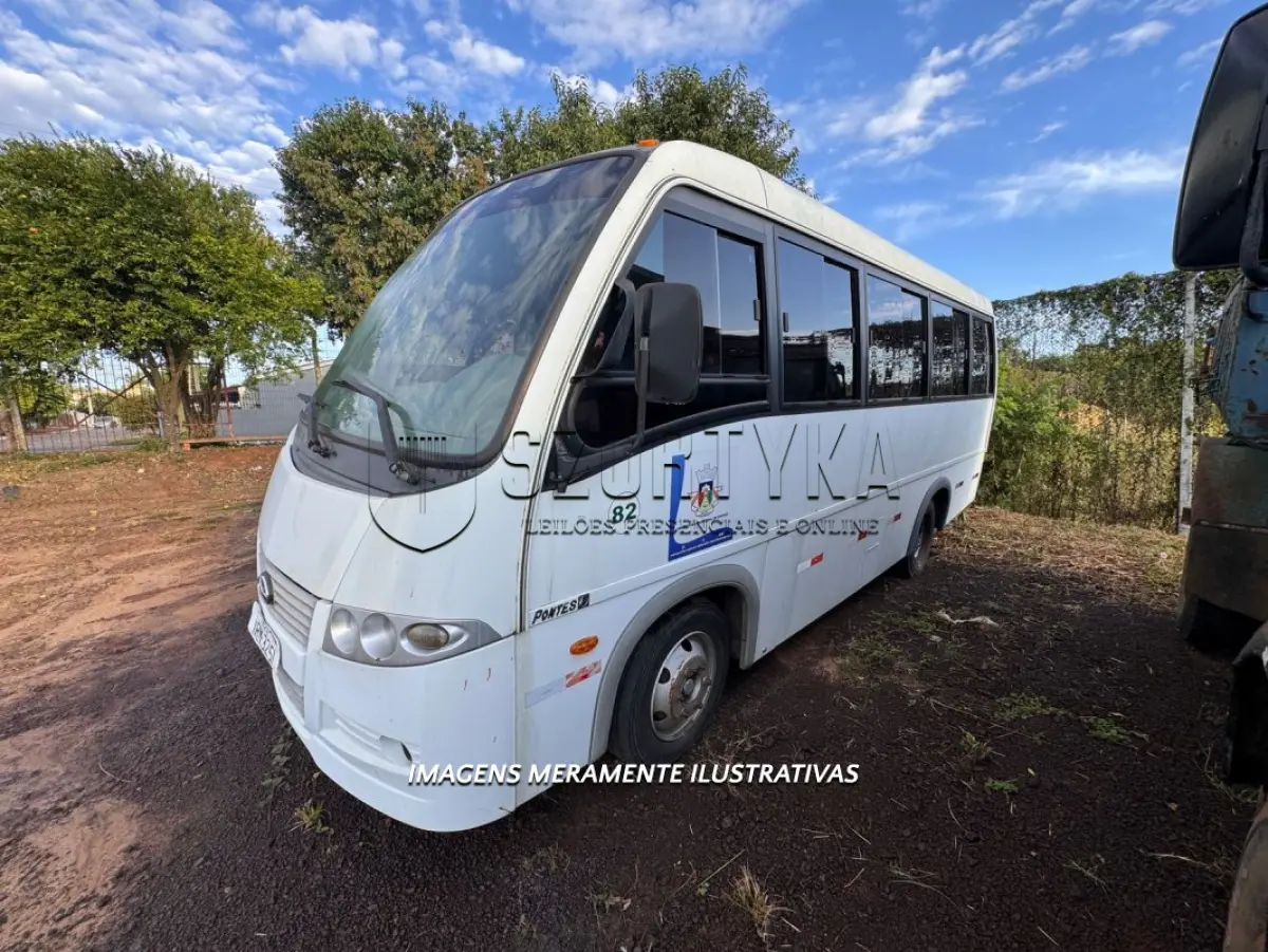 LOTE 007 - MARCOPOLO/VOLARE V6 ESCOLAR, ANO/MOD 2010/2011, PLACAS IRM3251, COR BRANCA