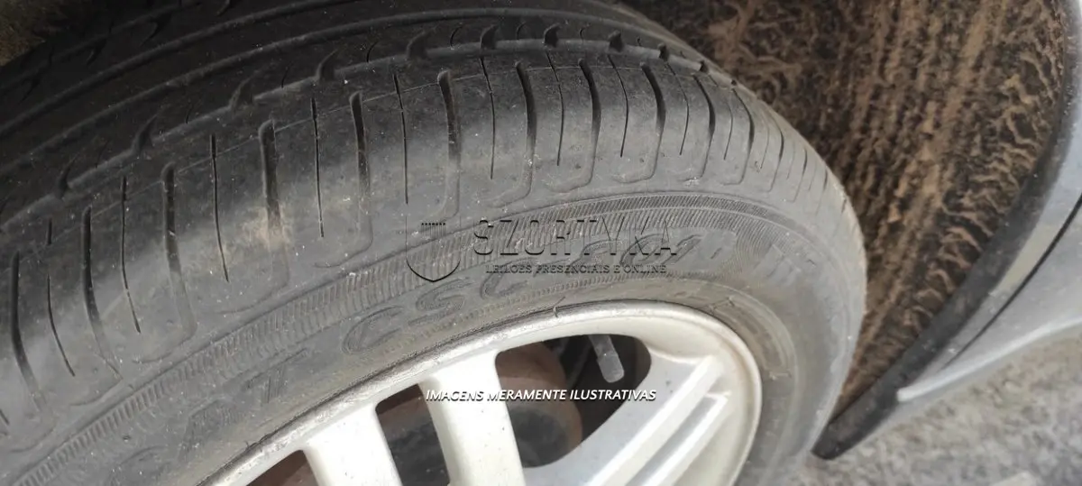 LOTE 001 - I/FORD FOCUS 2L FC FLEX - PLACA: IPC1890