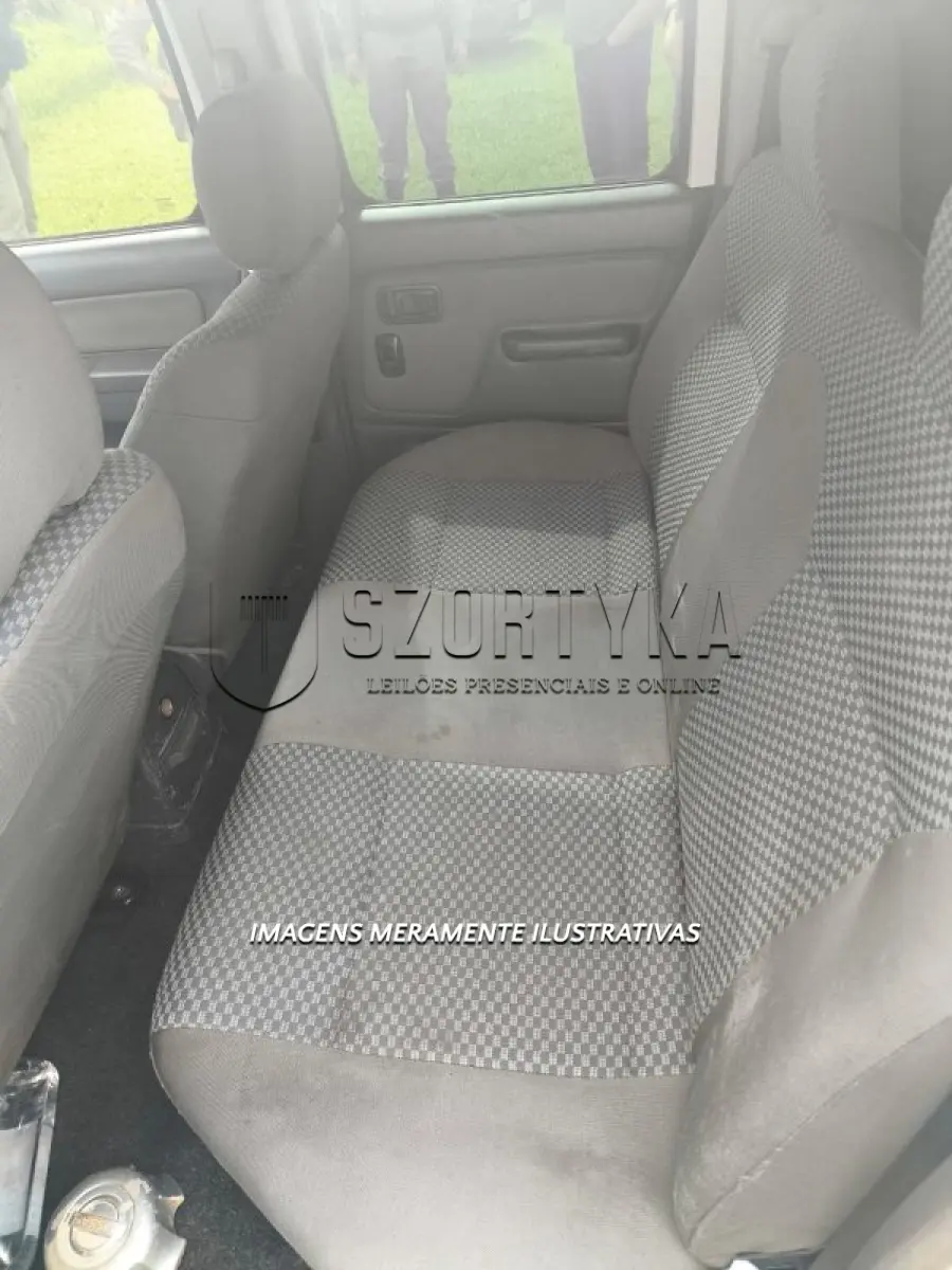 LOTE 025 - NISSAN/FRONTIER 4X4 SE - PLACA: IMW8963