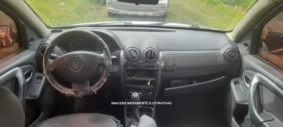 LOTE 030 - RENAULT/SANDERO EXP 16HP - PLACA: IUW3989