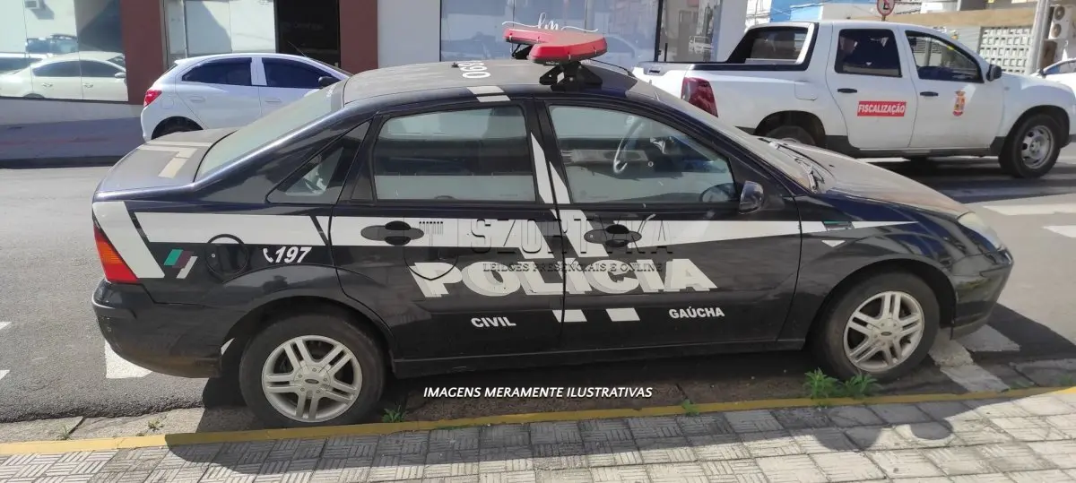 LOTE 001 - I/FORD FOCUS 2L FC FLEX - PLACA: IPC1890