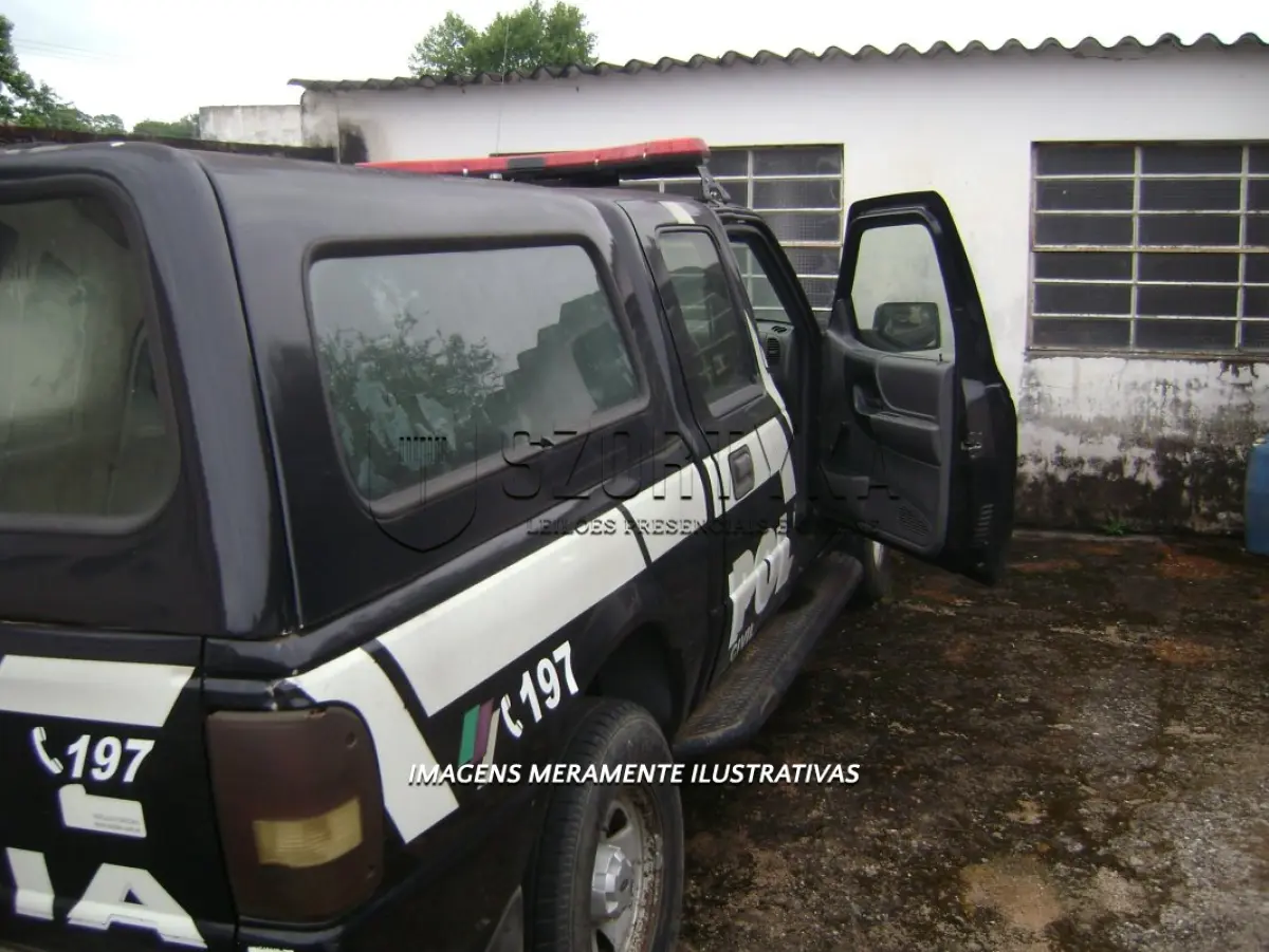 LOTE 029 - I/FORD RANGER XL 13P - PLACA: IPS5818