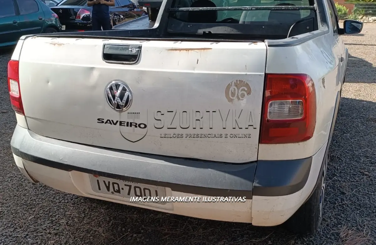 LOTE 001 - VEÍCULO VW/SAVEIRO CS TL, ANO/MOD 2014/2015