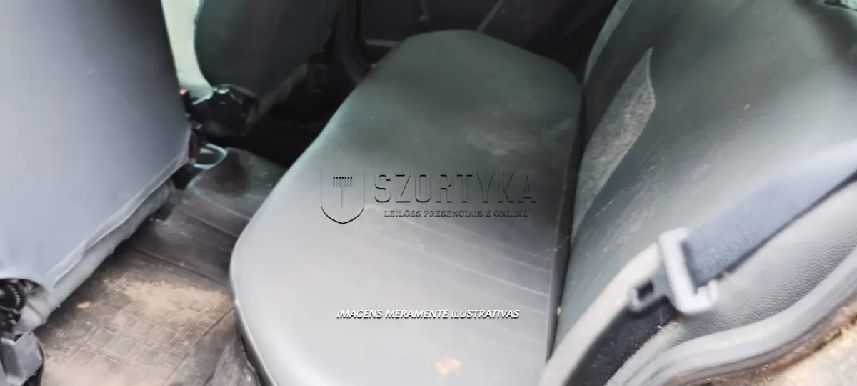 LOTE 033 - GM/PRISMA JOY - PLACA: IQK4674