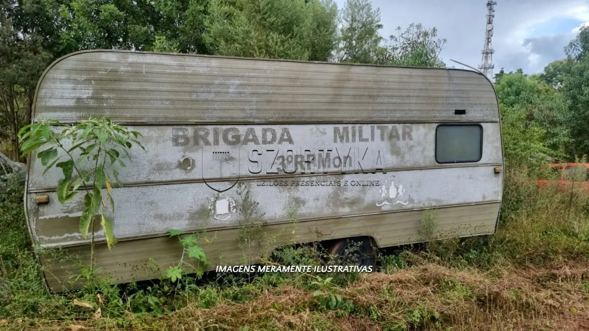 LOTE 038 - REBOQUE/KARMANN C.KC 520 - PLACA: IBF1831