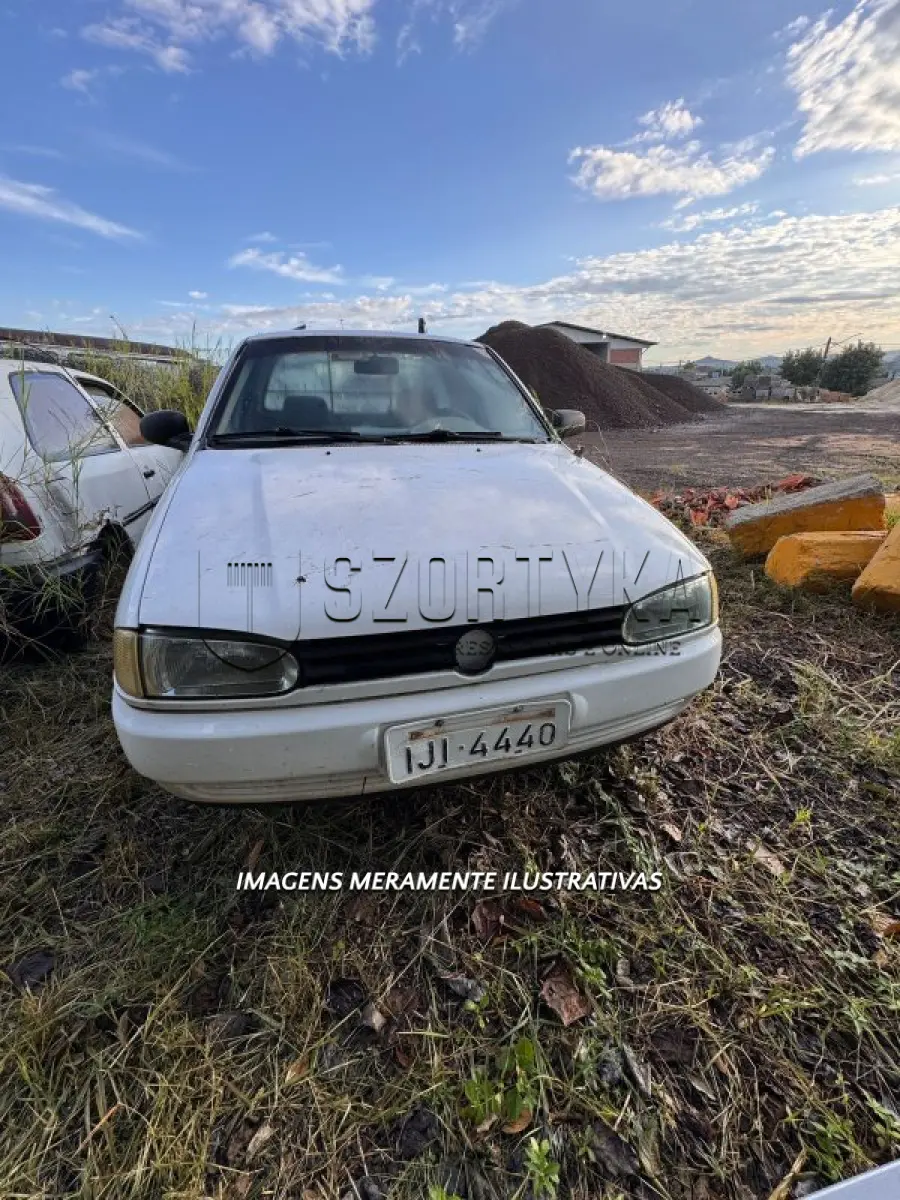 LOTE 010 - VW/SAVEIRO CL 1.6 MI, ANO/MOD 1999/2000, PLACAS IJI4440, COR BRANCA