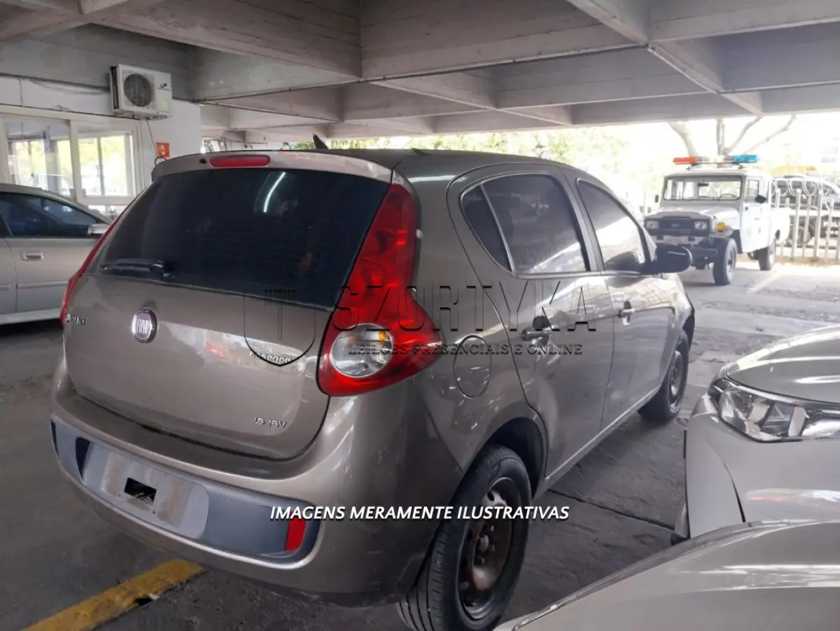 LOTE 061 - FIAT/PALIO ESSENCE 1.6 - PLACA: IVP9056