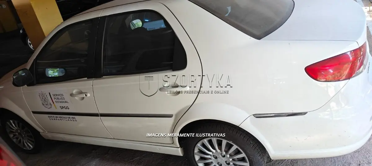 LOTE 072 - FIAT/SIENA ESSENCE 1.6 - PLACA: JDE8203