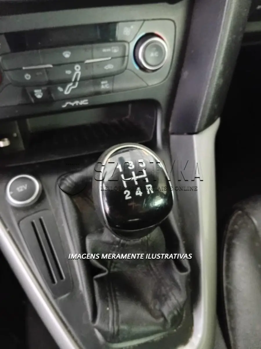 LOTE 001 - Veículo Ford/Focus SE, 1.6, placa GDF9A28, ano/modelo 2016, cor vermelha, Renavam nº 01098488560