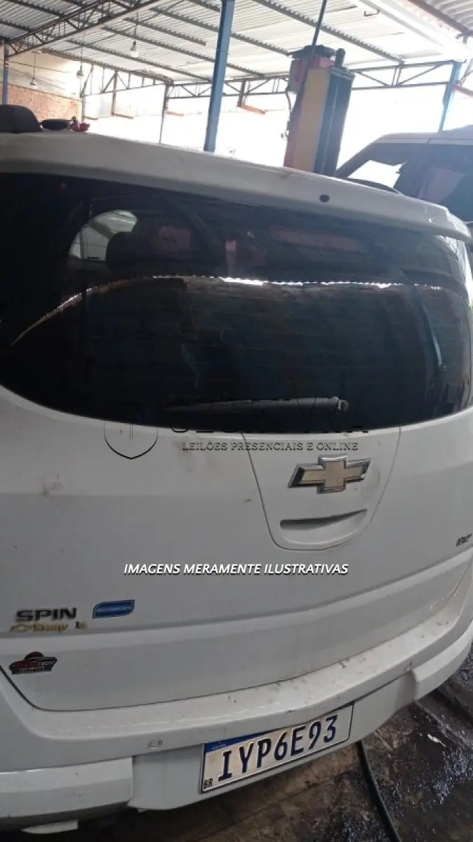 LOTE 083 - CHEV/SPIN 1.8L MT LTZ - PLACA: IYP6E93