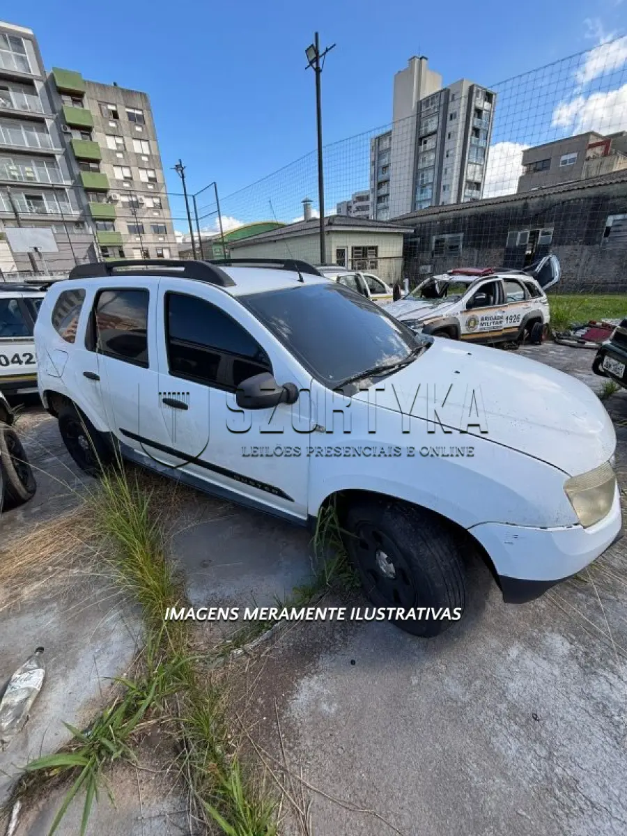 LOTE 043 - RENAULT/DUSTER 16 E 4X2 - PLACA: IUW5I29