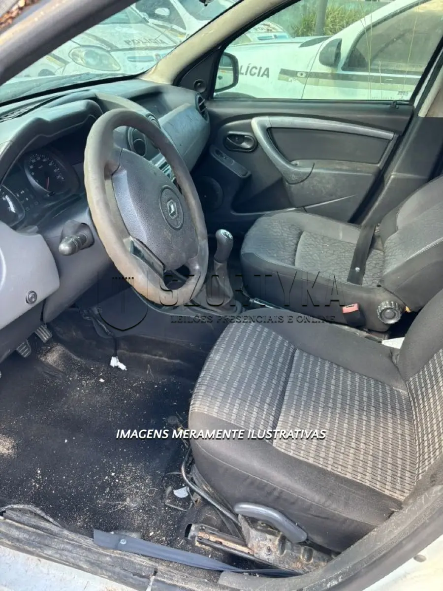 LOTE 043 - RENAULT/DUSTER 16 E 4X2 - PLACA: IUW5I29