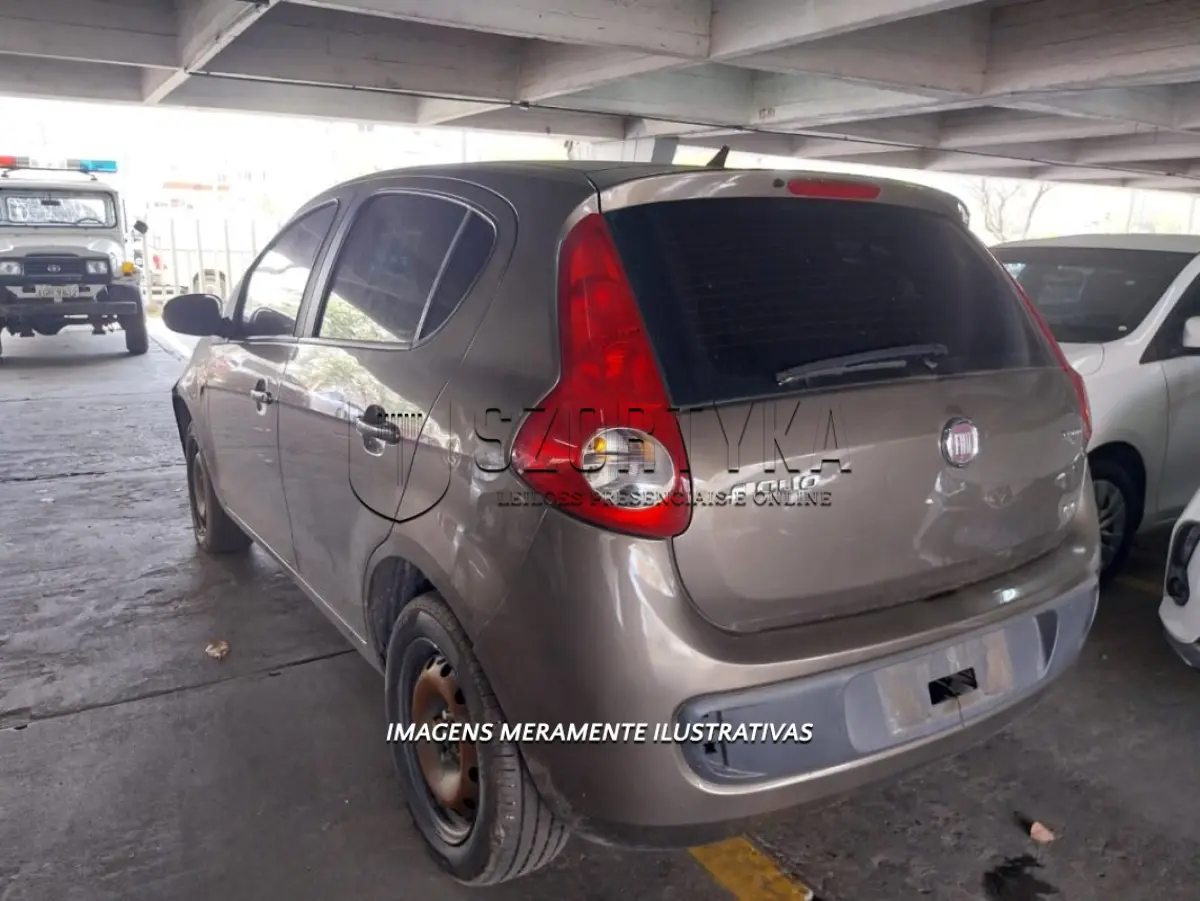 LOTE 061 - FIAT/PALIO ESSENCE 1.6 - PLACA: IVP9056