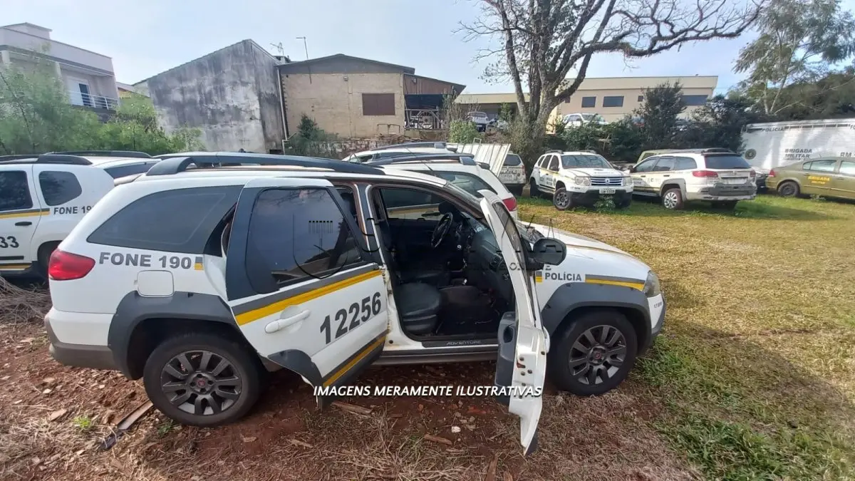LOTE 022 - FIAT/WEEKEND ADVENTURE - PLACA: IZP1D86