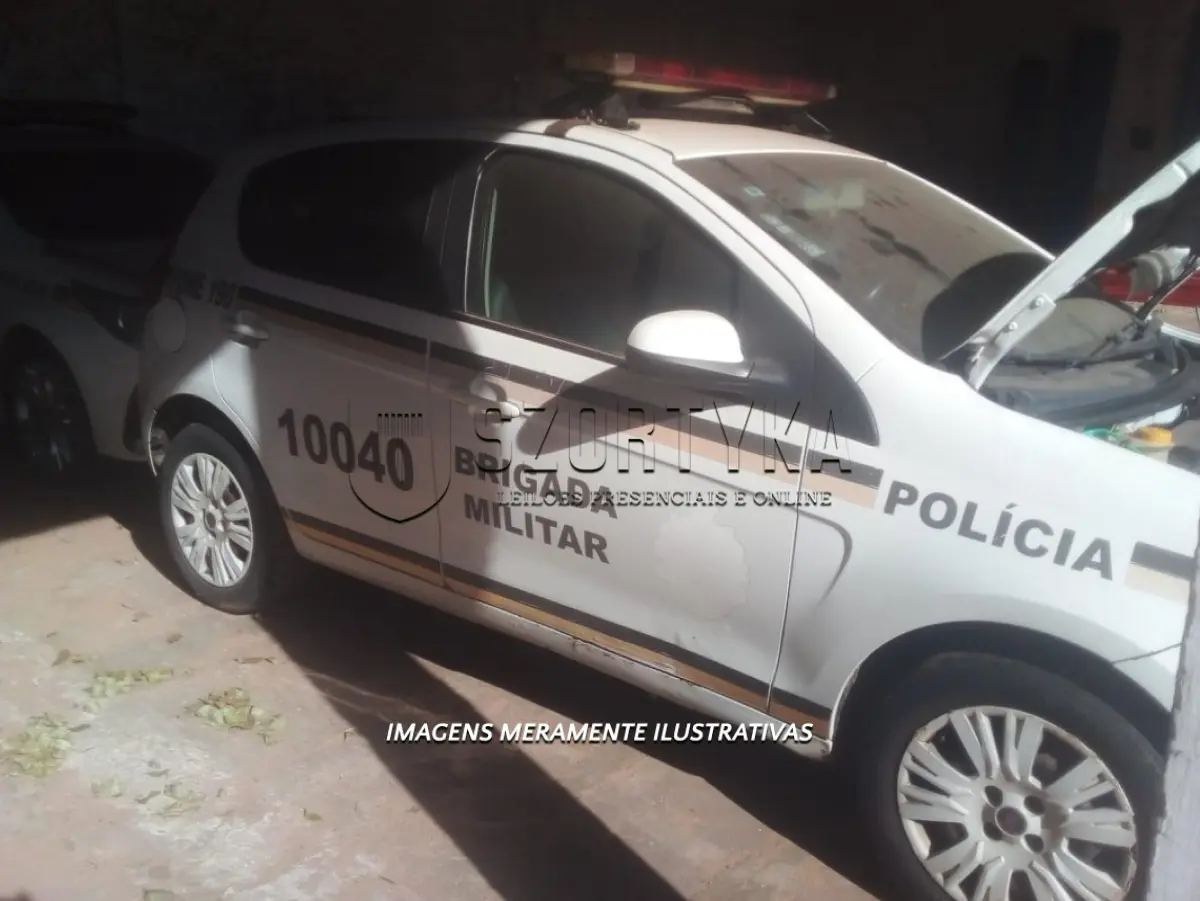 LOTE 102 - FIAT/PALIO ESSENCE 1.6 - PLACA: IVX0618