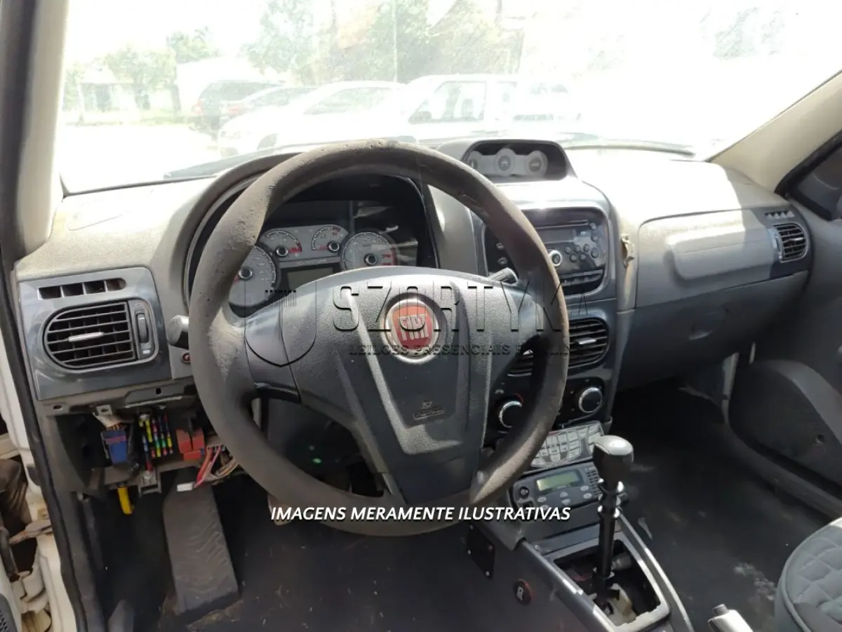 LOTE 106 - FIAT/PALIO WK ADVEN FLEX - PLACA: ITR0365