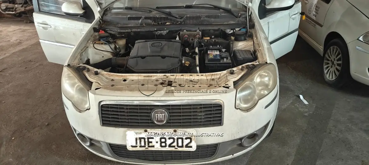 LOTE 071 - FIAT/SIENA ESSENCE 1.6 - PLACA: JDE8202