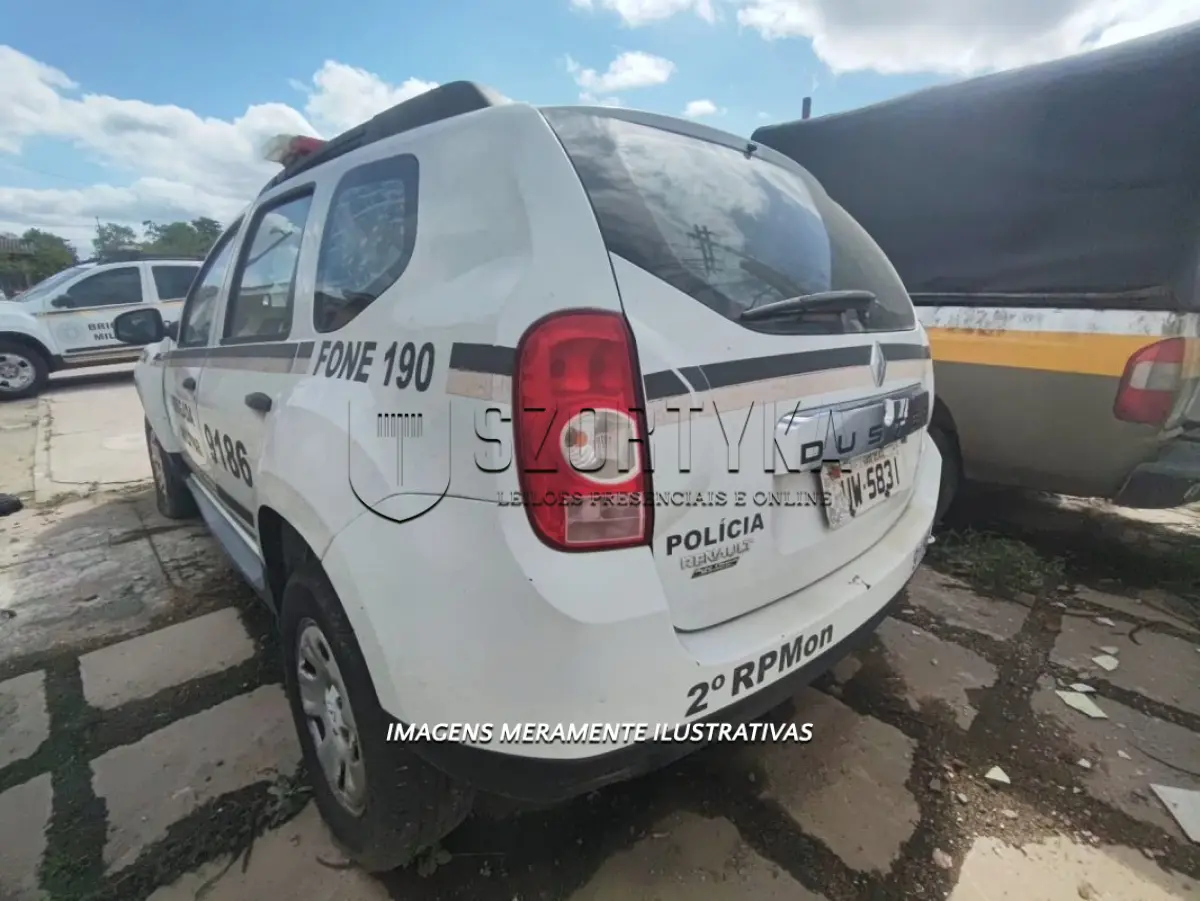 LOTE 107 - RENAULT/DUSTER 16 E 4X2 - PLACA: IUW5831