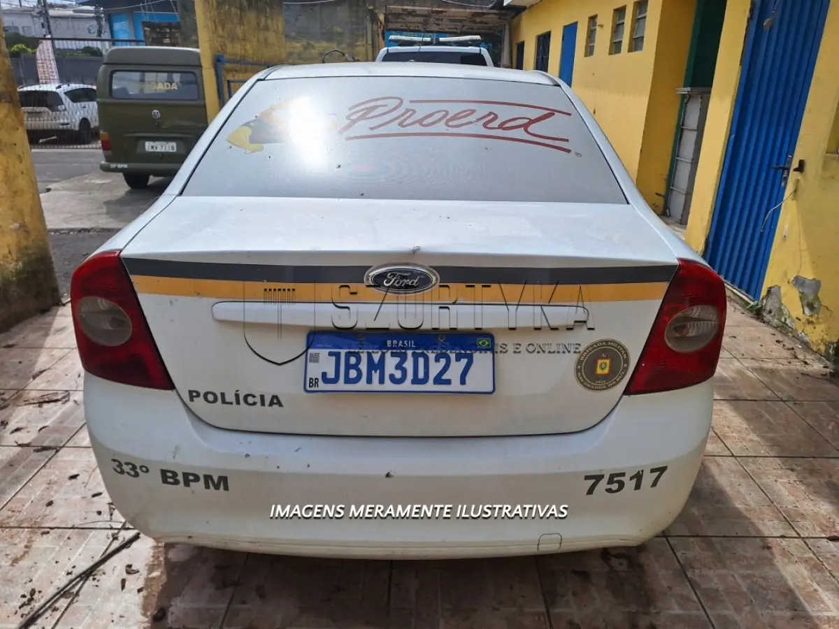 LOTE 113 - I/FORD FOCUS 2L FC FLEX - PLACA: JBM3D27