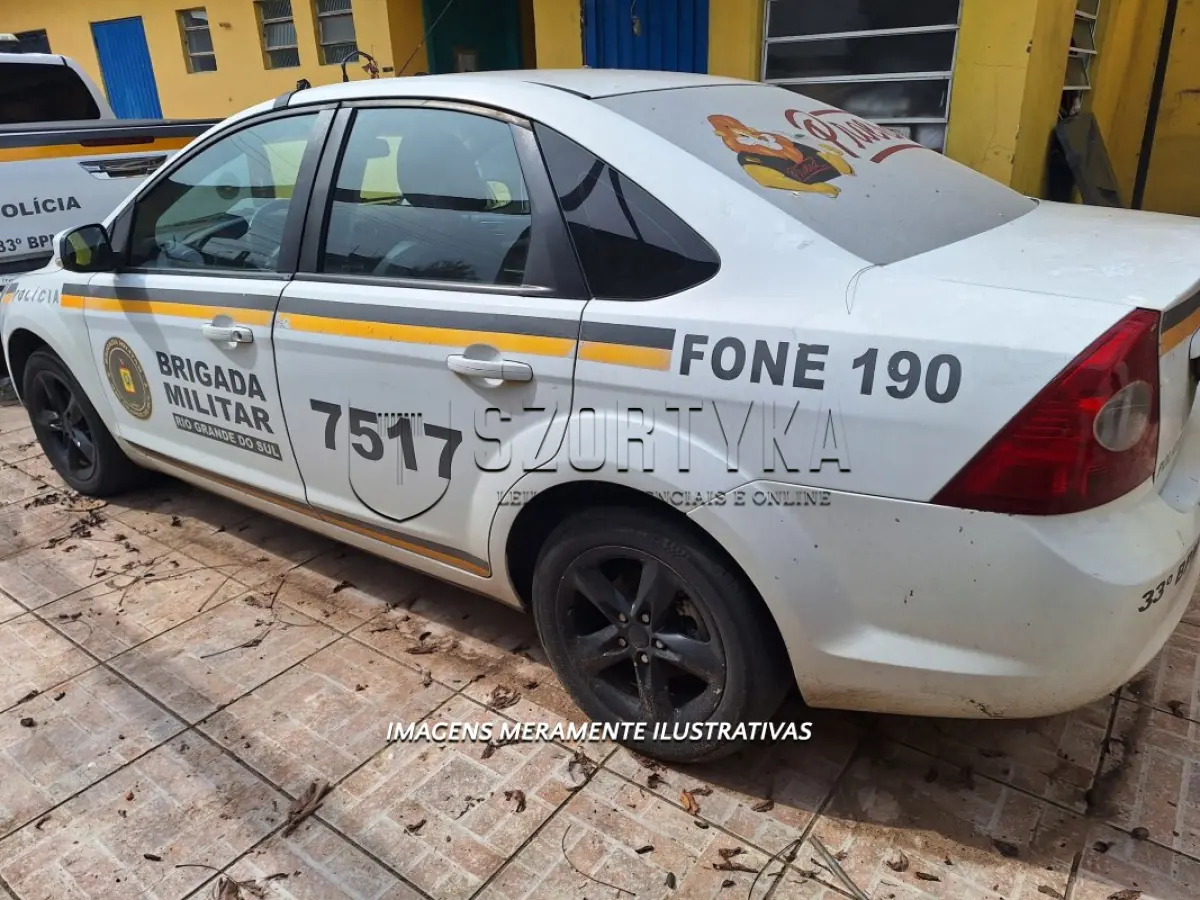 LOTE 113 - I/FORD FOCUS 2L FC FLEX - PLACA: JBM3D27