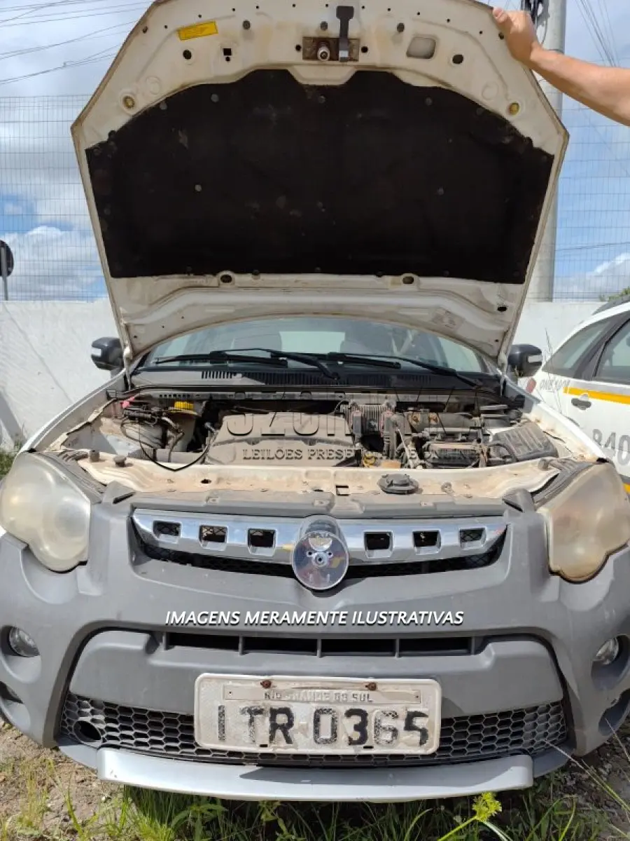 LOTE 106 - FIAT/PALIO WK ADVEN FLEX - PLACA: ITR0365