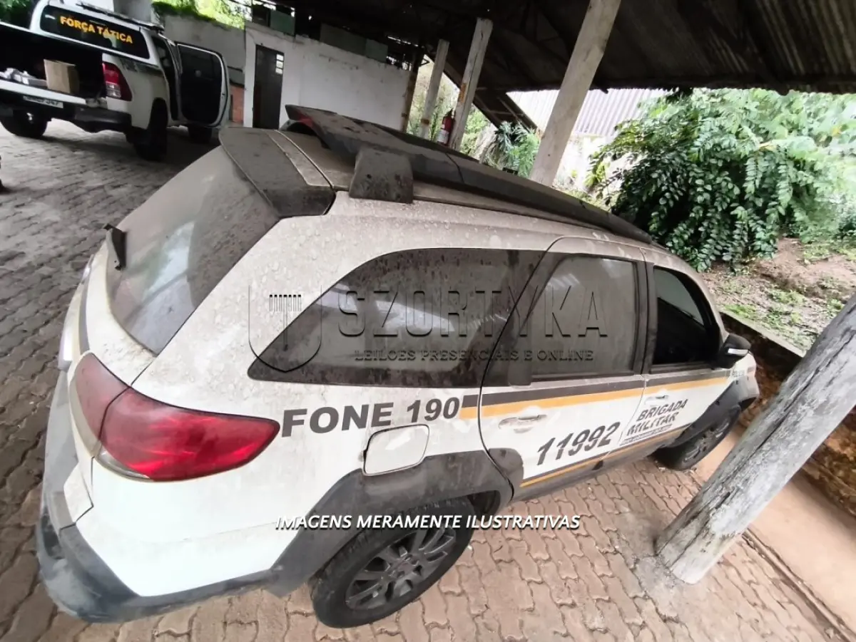 LOTE 108 - FIAT/WEEKEND ADVENTURE - PLACA: IZG4A59