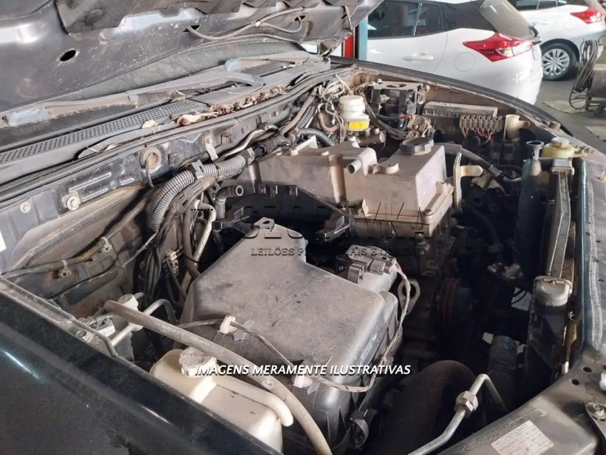 LOTE 060 - MMC/L200 TRITON 3.2 D - PLACA: IUS2932