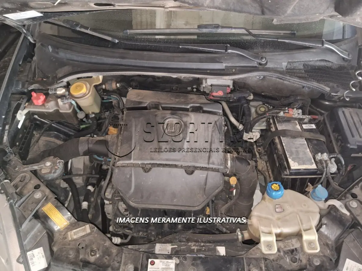 LOTE 068 - FIAT/LINEA ESSENCE 1.8 - PLACA: IUA4A83