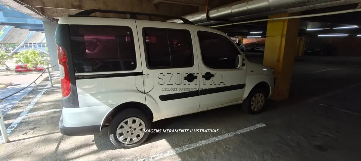 LOTE 064 - FIAT/DOBLO ELX 1.4 - PLACA: IQT6366