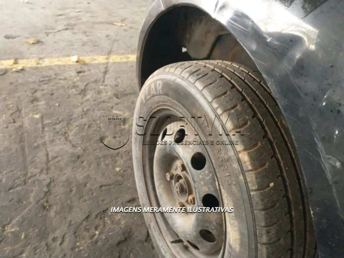 LOTE 055 - FORD/FIESTA SEDAN 1.6 FLEX - PLACA: IPC1928