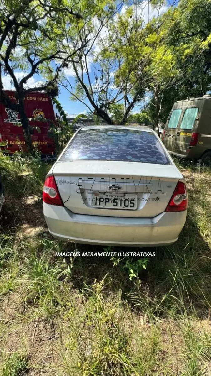 LOTE 084 - FORD/FIESTA SEDAN 1.6 FLEX - PLACA: IPO6164