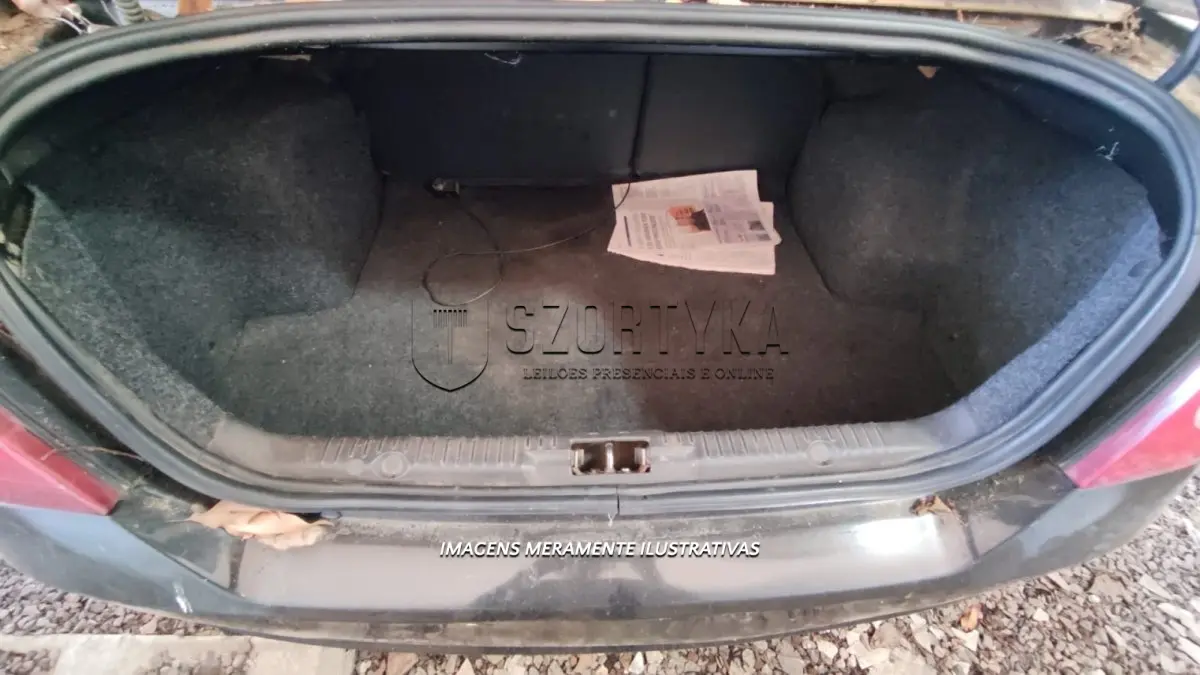 LOTE 056 - FORD/FIESTA SEDAN 1.6 FLEX - PLACA: IPC1949