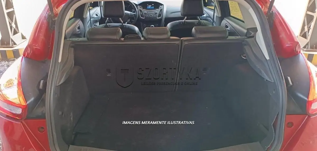 LOTE 001 - Veículo Ford/Focus SE, 1.6, placa GDF9A28, ano/modelo 2016, cor vermelha, Renavam nº 01098488560