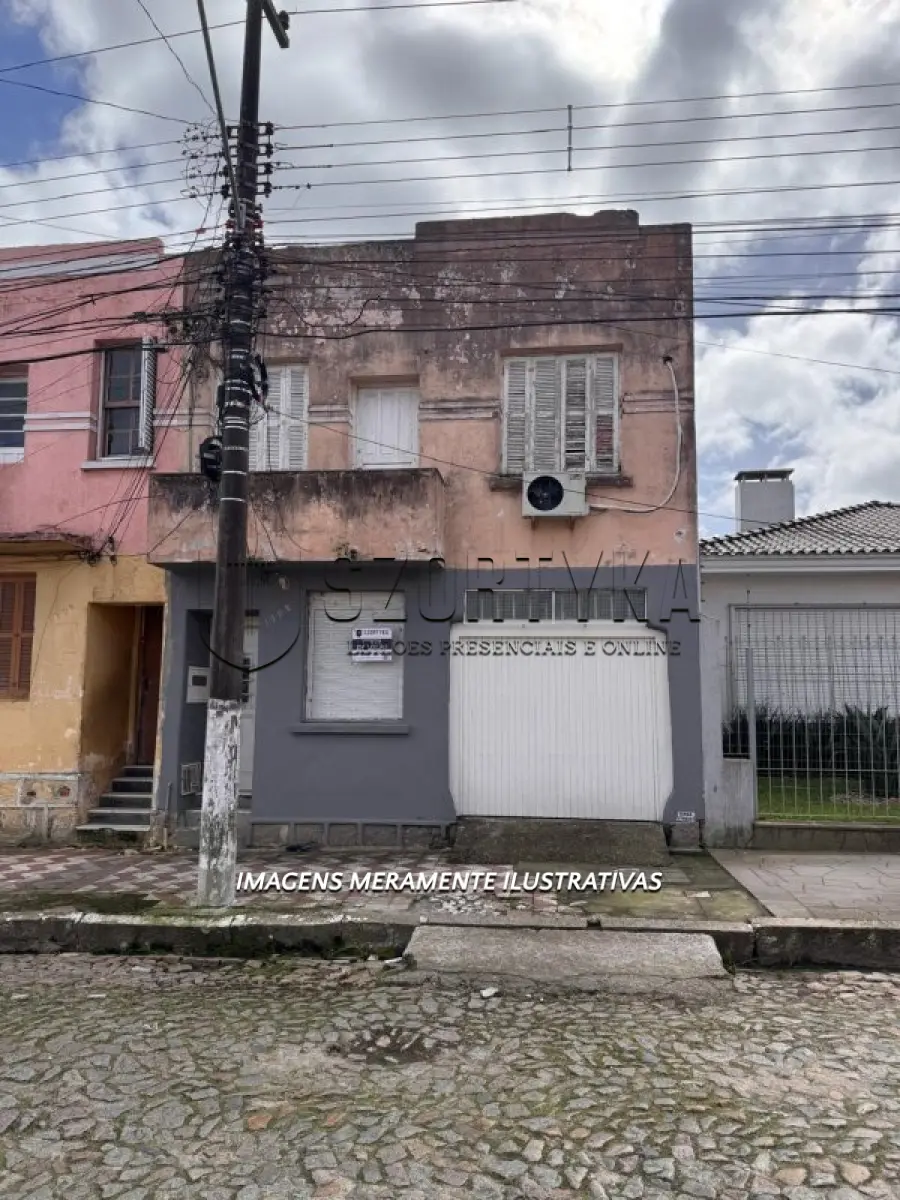 LOTE 002 - IMÓVEL NA RUA URUGUAI EM PELOTAS