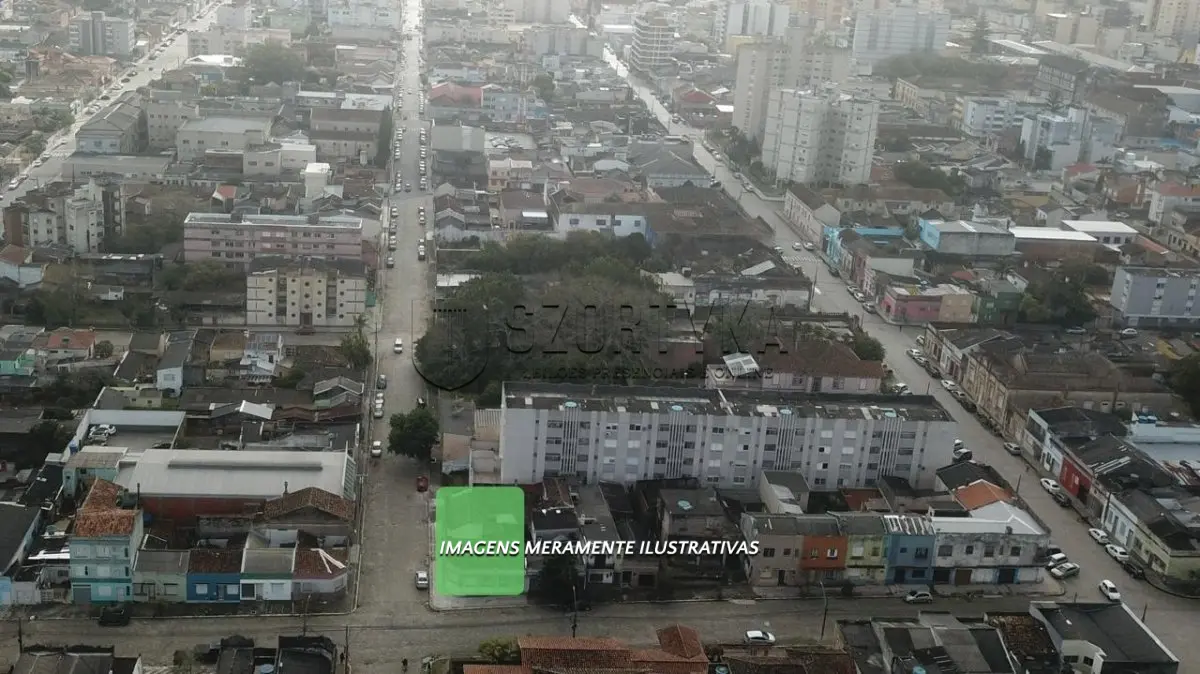 LOTE 001 - IMÓVEL NA RUA ANDRADE NEVES EM PELOTAS